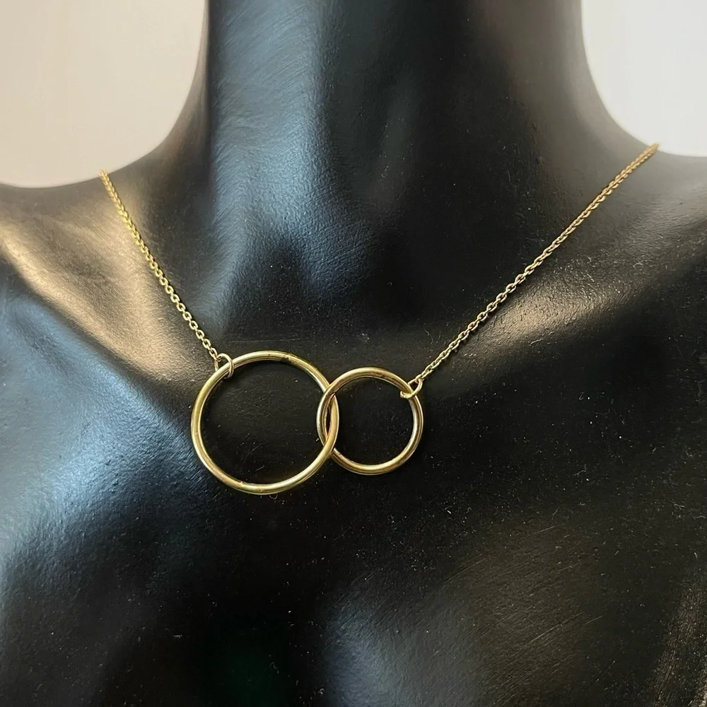 N/A this necklace